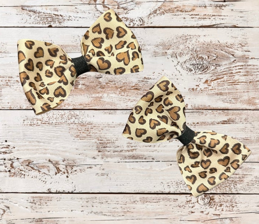 Leopard Heart Pigtail Set